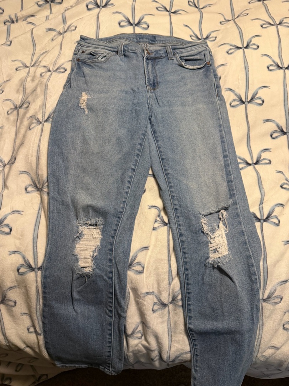 Light Blue Distressed Women’s Jeans
